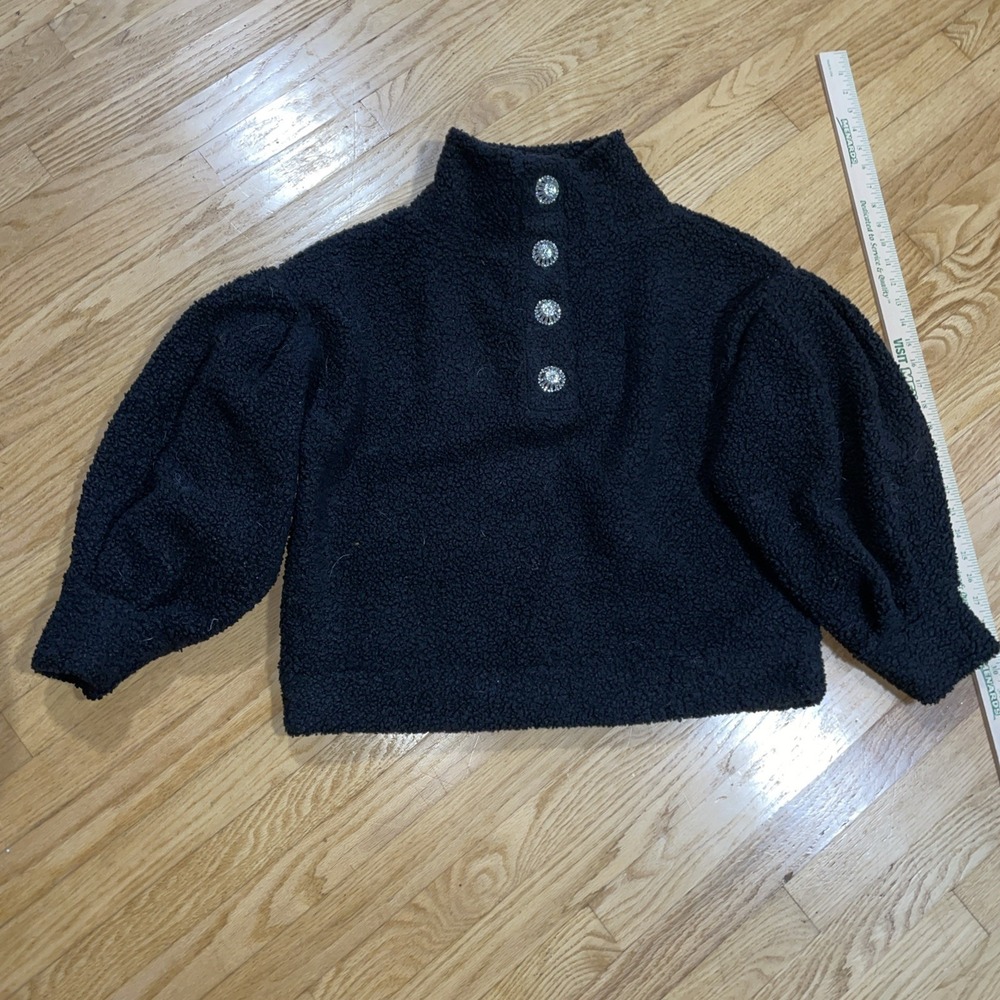 Express Sherpa Pullover‎ Sweater Womens Black Jeweled  Buttons. Sz M MSRP - $108